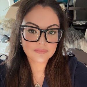 Meet your Posher, Erika